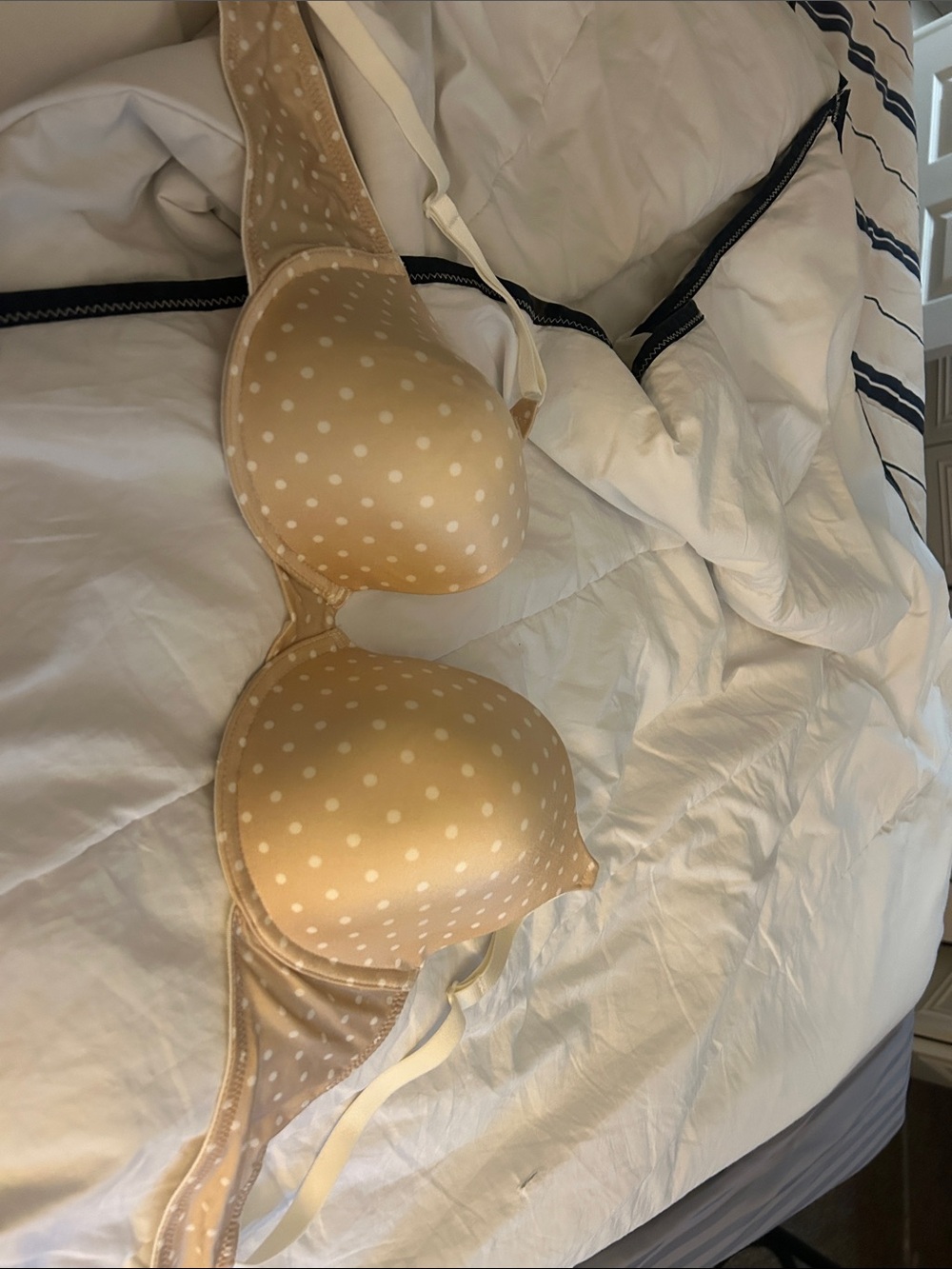 Maidenform Nude Polka Dot T-Shirt Bra